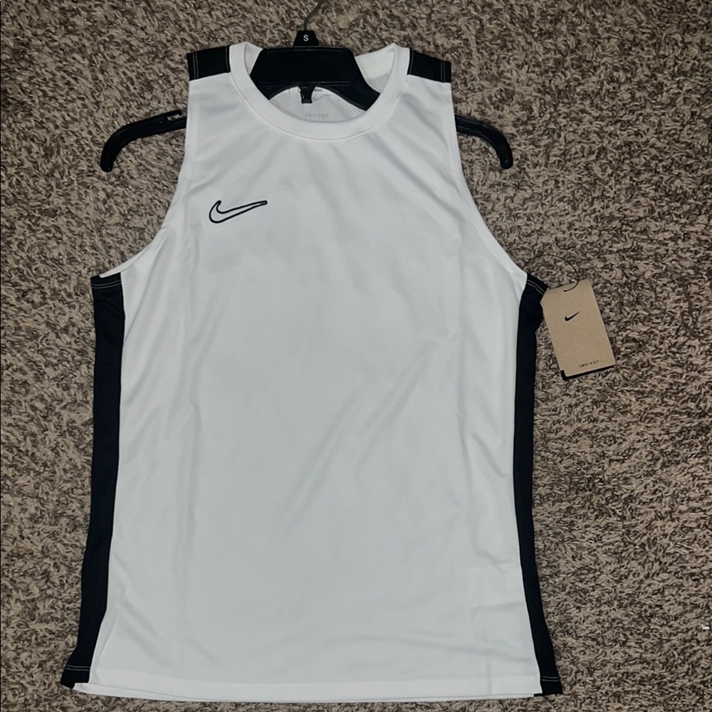 Women’s Nike White and Black Tank Top Athletic Design, Size Large